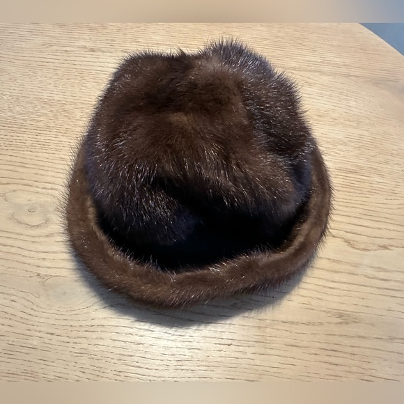 Elegant vintage Maison's brown genuine fur hat, Sz 7 - Picture 4 of 7